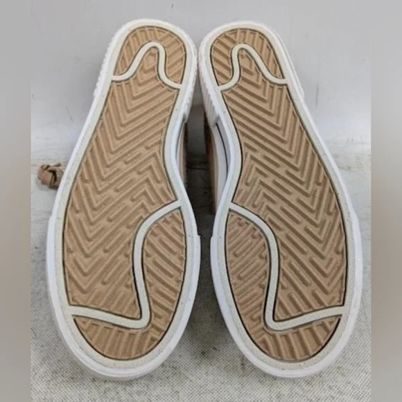 Nike Women's Court Legacy Lift Platform Sneakers Size US 7.5 NWOT MSRP 94.99 - Picture 8 of 10